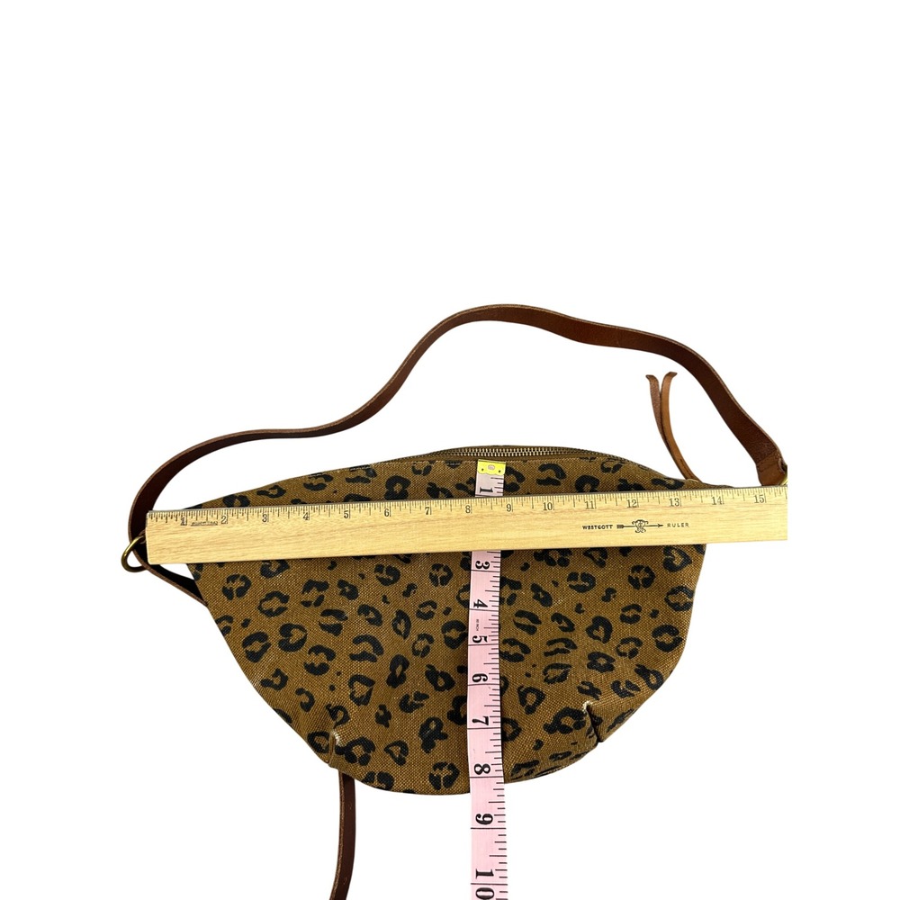 Madewell Canvas Sling Bag Leopard Print Tan Brown Leather Strap Crescent Bag - Picture 10 of 10